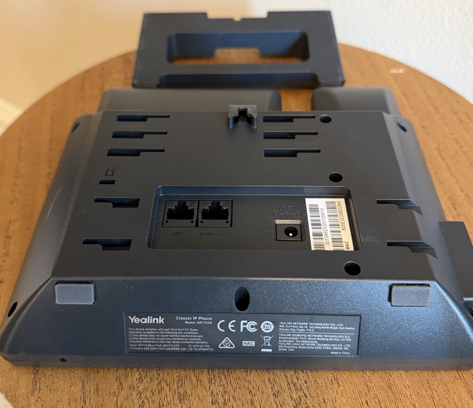 Yealink SIP-T33G 4-Line Color Display PoE IP Phone No AC Power Adapter