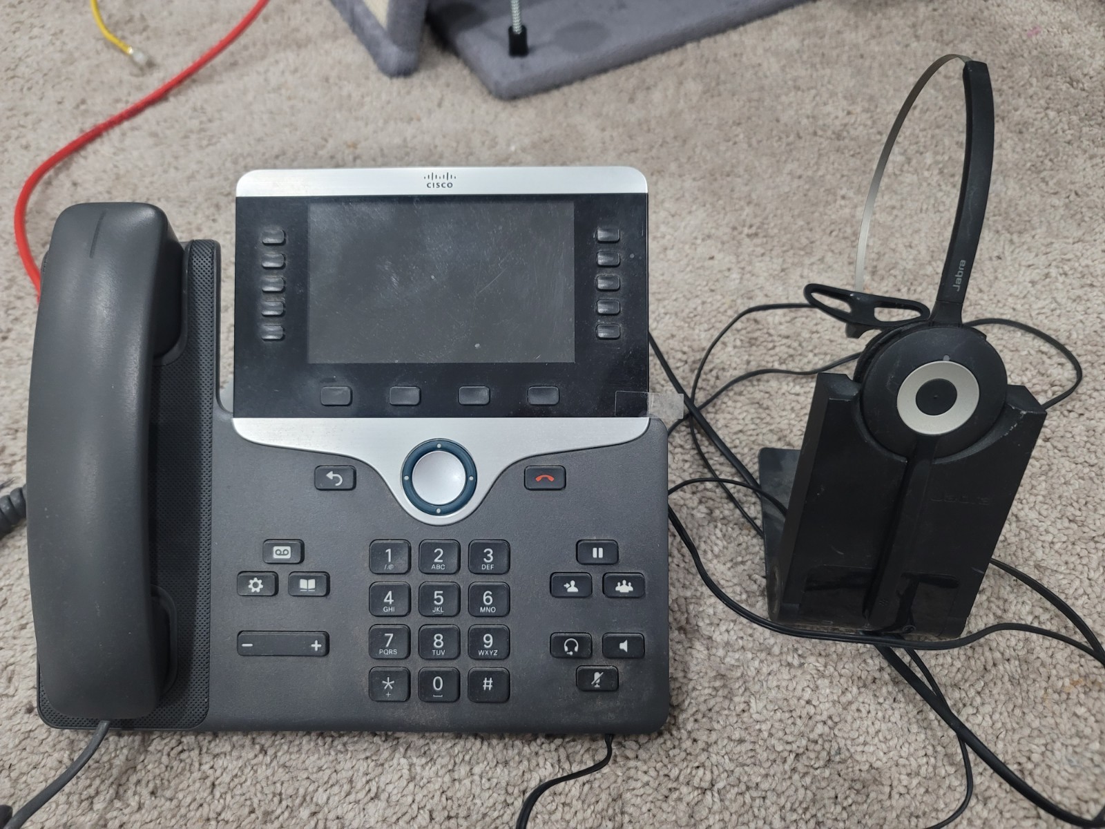 Cisco Model CP-8811 Phone W Jabra WHB003BS Headset