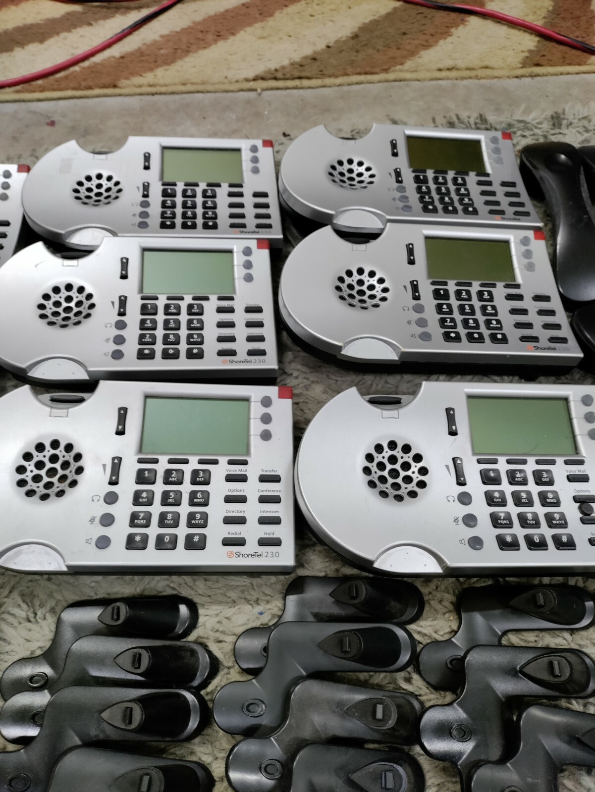Lot of 11 ShoreTel 230 IP IP230 VOIP Business Phones w/stands & handsets