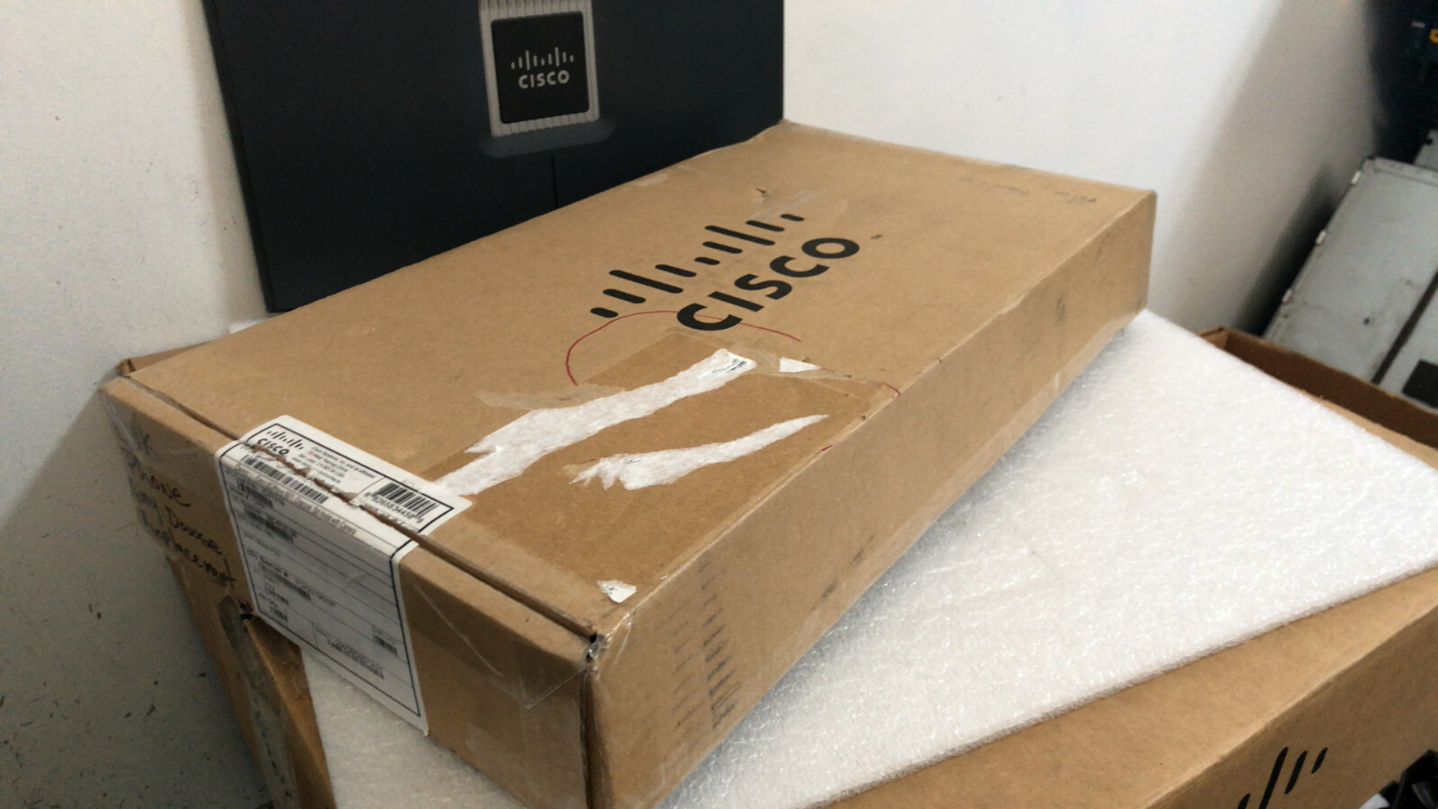 NEW CISCO CP-9971-C-CAM-K9 VoIP IP Phone Color Touchscreen USB Camera Wifi NOB