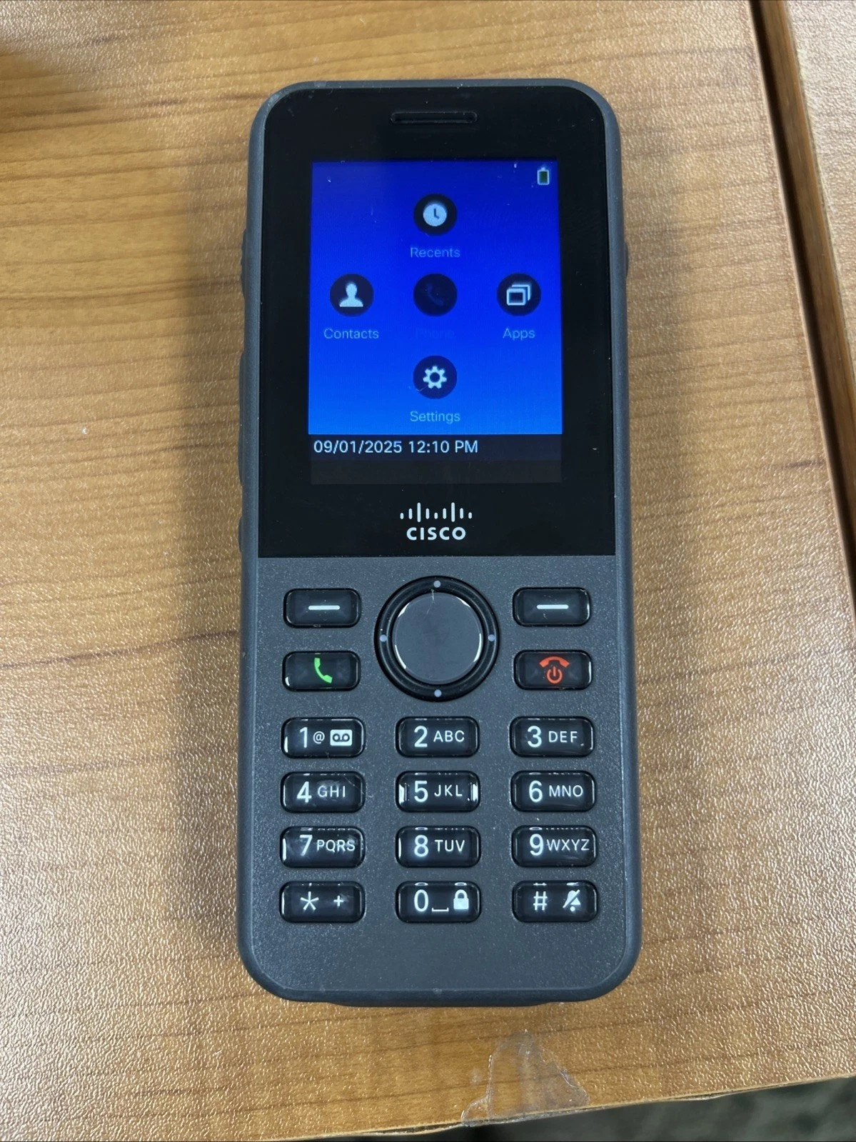 CISCO CP-8821 Wireless IP VoIP Phone w/ BATTERY W DOCK CP-DSKCH-8821 w/ ADAPTER