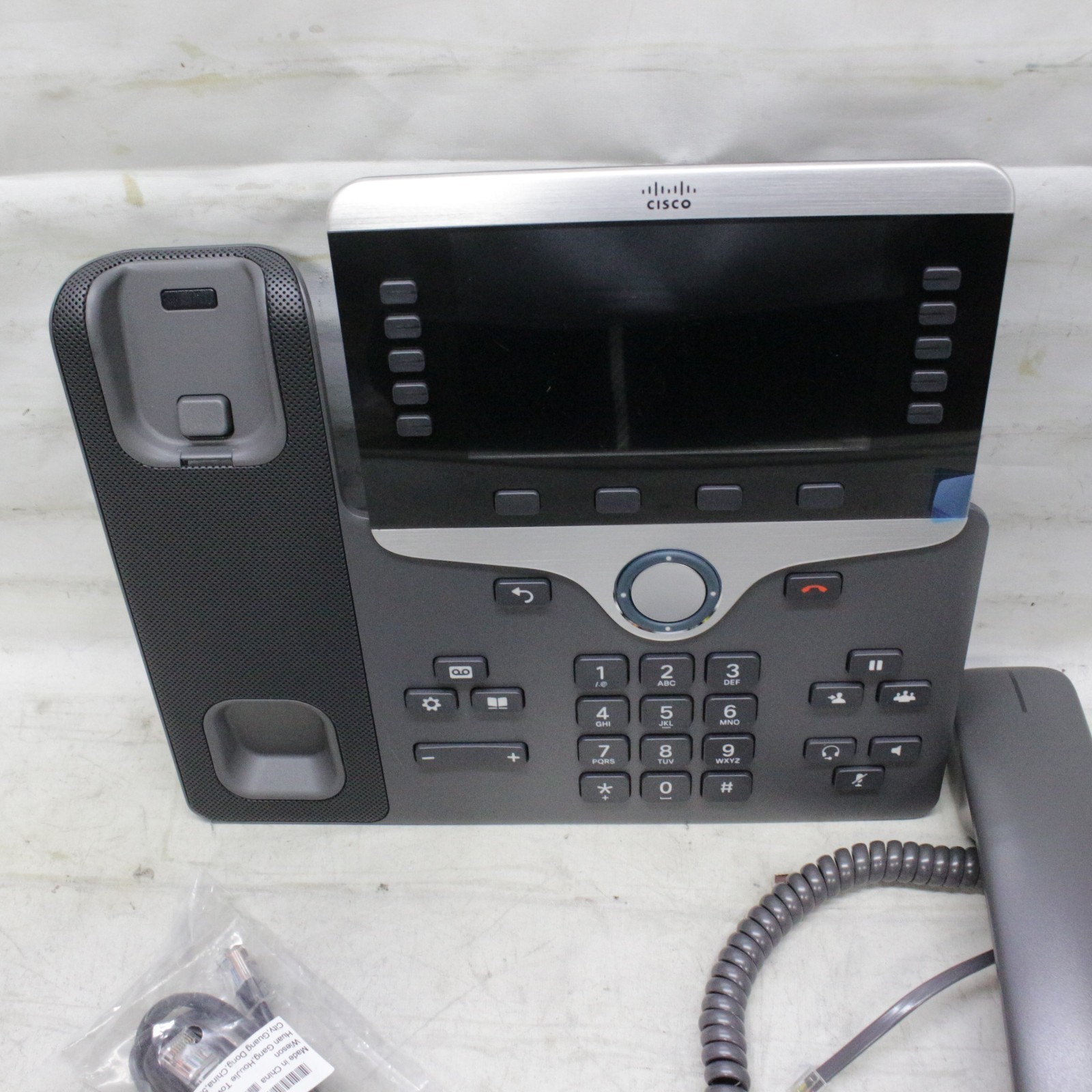 Cisco CP-8861 K9 IP Phone VoIP phone CP-8861-K9= IP Business Phone New No Box
