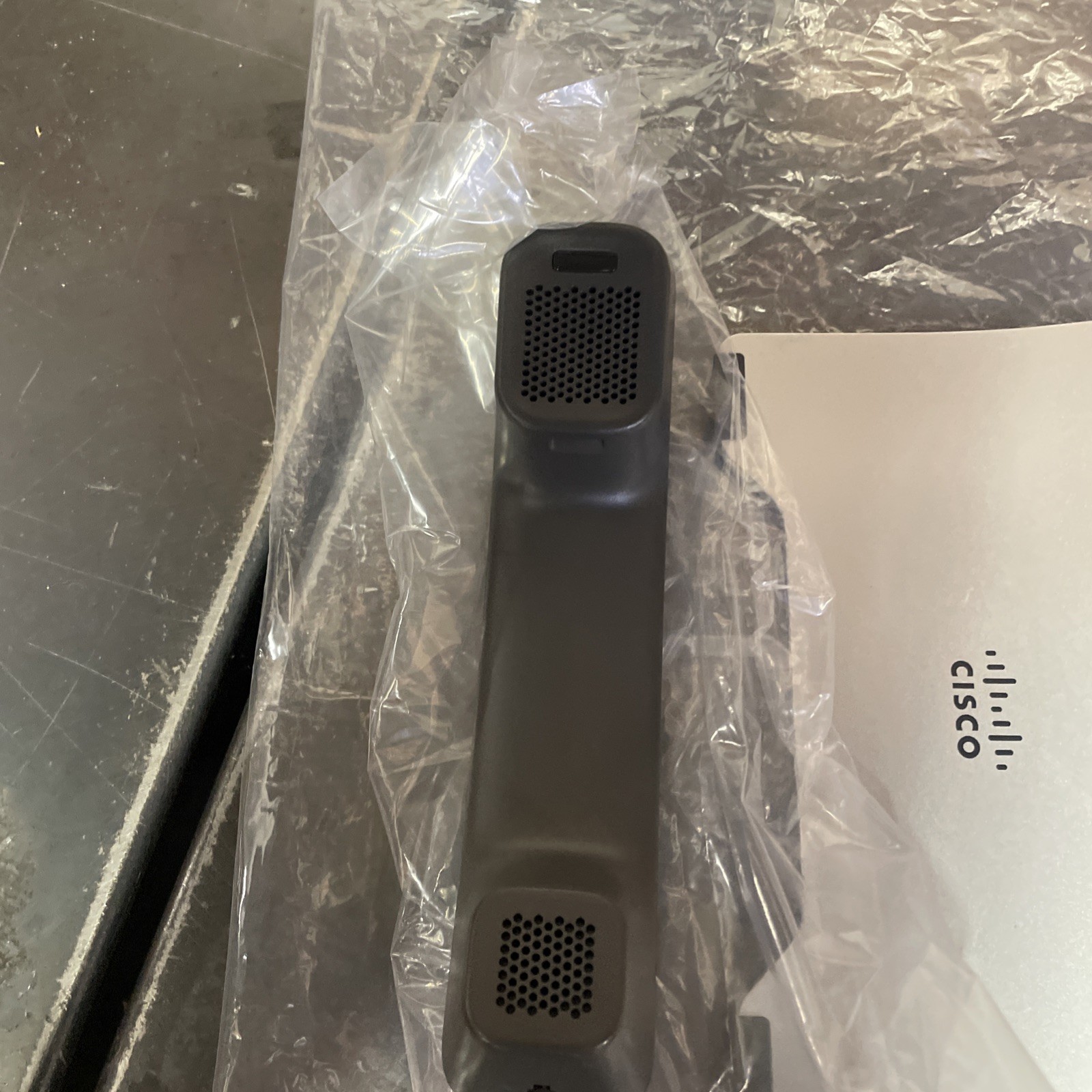 Cisco CP-8851-K9 Wall Mountable IP Phone