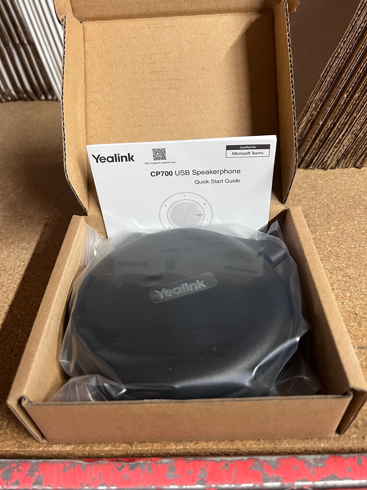 NEW/Open Box Yealink CP700-TEAMS Bluetooth/USB Portable Speakerphone