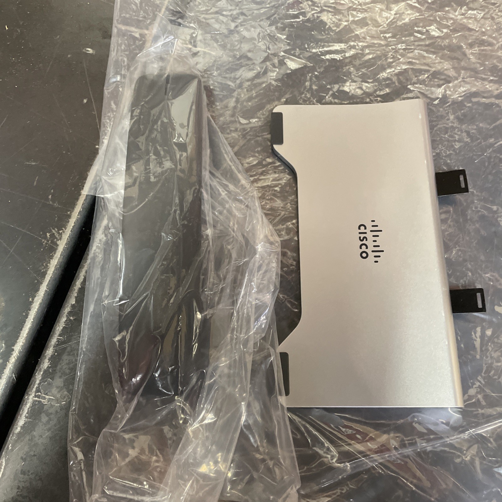 Cisco CP-8851-K9 Wall Mountable IP Phone