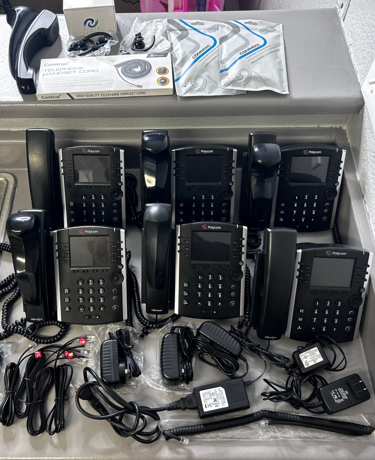 ot of 6 Polycom VVX410 Business Media IP Phones w/ Power Adapters HD Voice