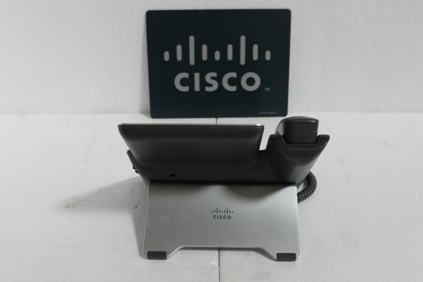 Cisco 8800 Ser. CP-8851-K9 Unified IP Endpoint VoIP Video Phone w/Stand