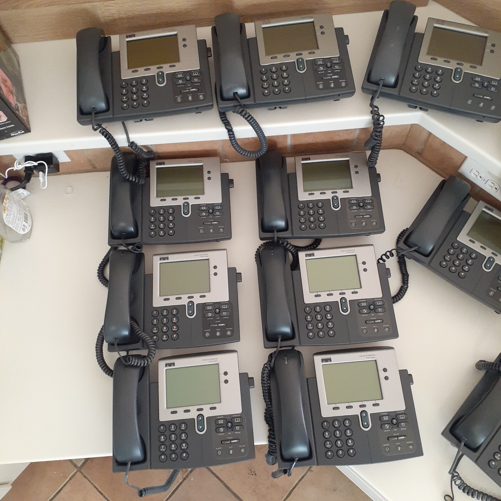 Cisco 7940 Series Unified IP VoIP Phones CP-7940 W/ Handset 14 (As is no Return)
