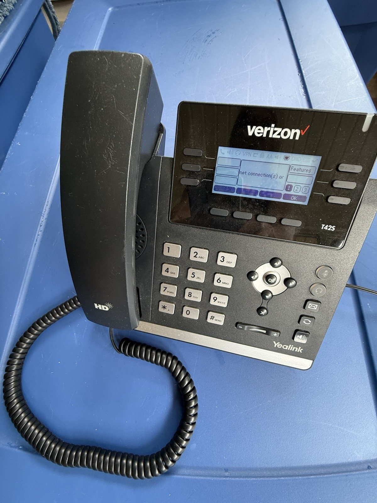 Verizon T42S Corded Black IP GigE Desk Phone – Works great!