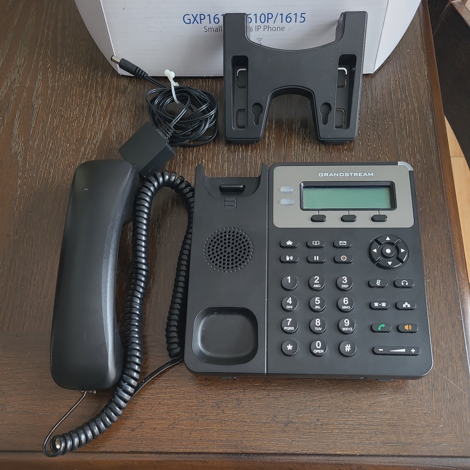 Grandstream GXP 1615 Small Business HD VOIP Phone – Black