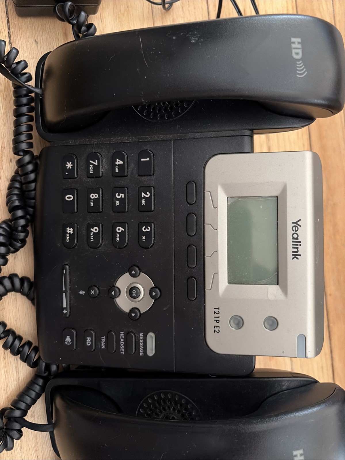 Yealink T21P E2 IP 3 Phones With 2 Power Supplies