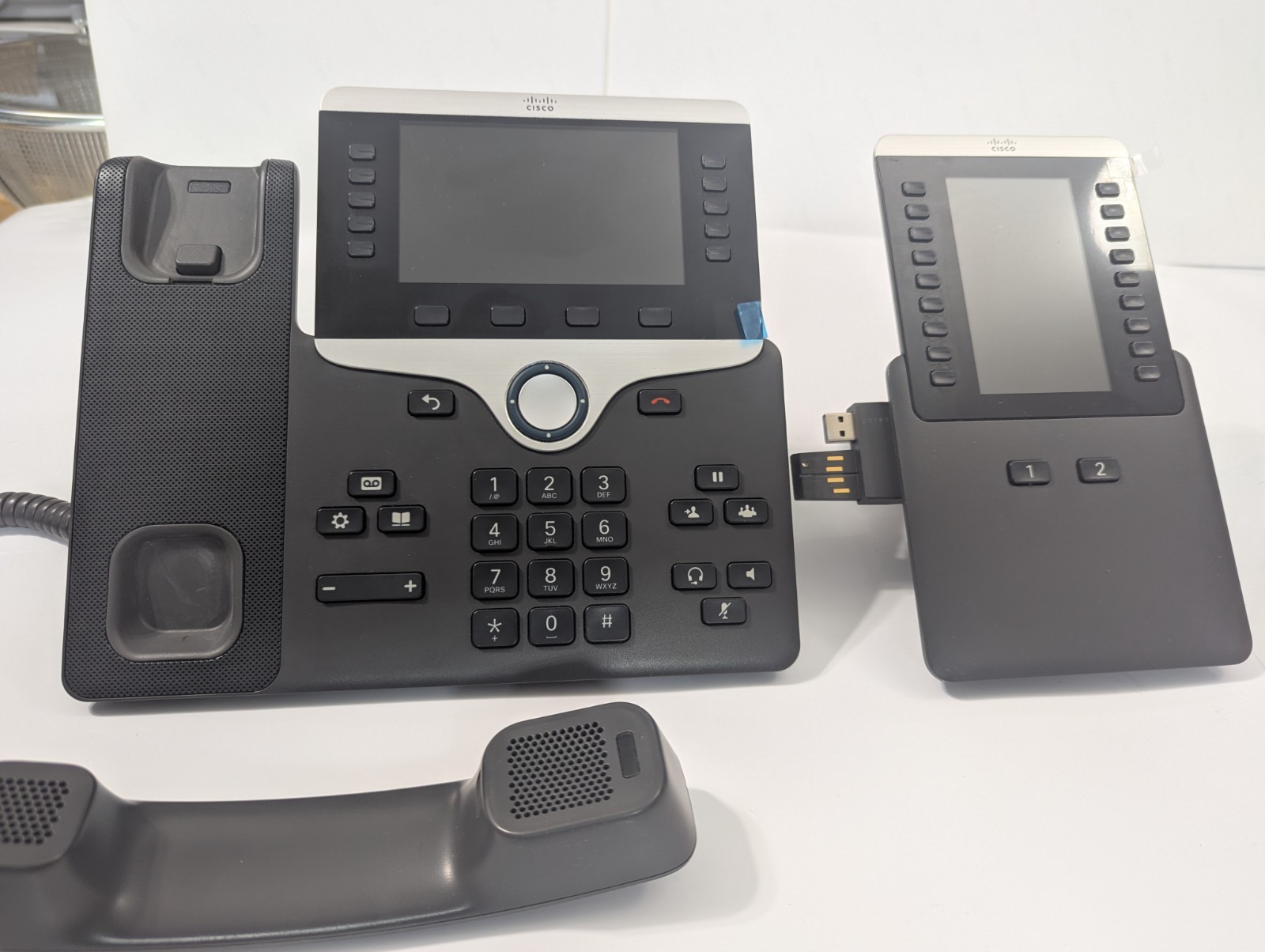 Cisco CP-8861-K9 v07 VoIP Business Color Desk Phone + CP-BEKEM Key Expansion