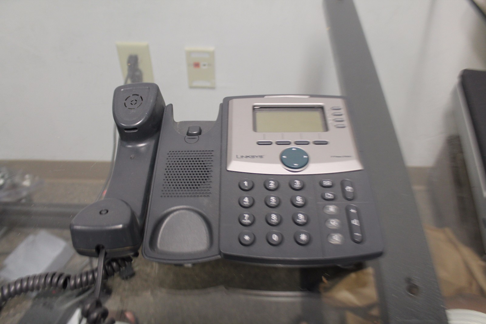 Linksys Cisco SPA941 VoIP IP Business Corded Telephone Phone 4 Lines Gray N13171