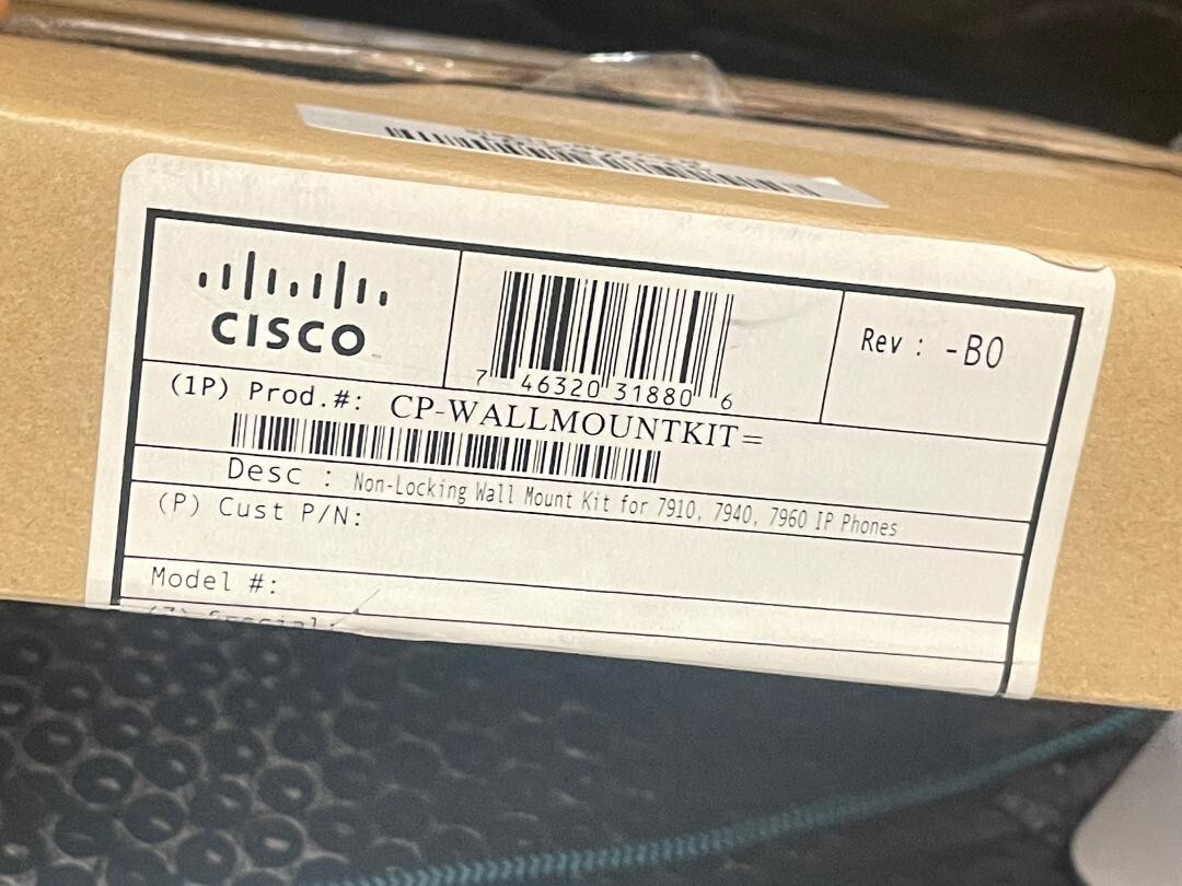 Cisco CP-WALLMOUNTKIT= Non-Locking Wallmount Kit for 7910, 7940, 7960 Phones(B7)