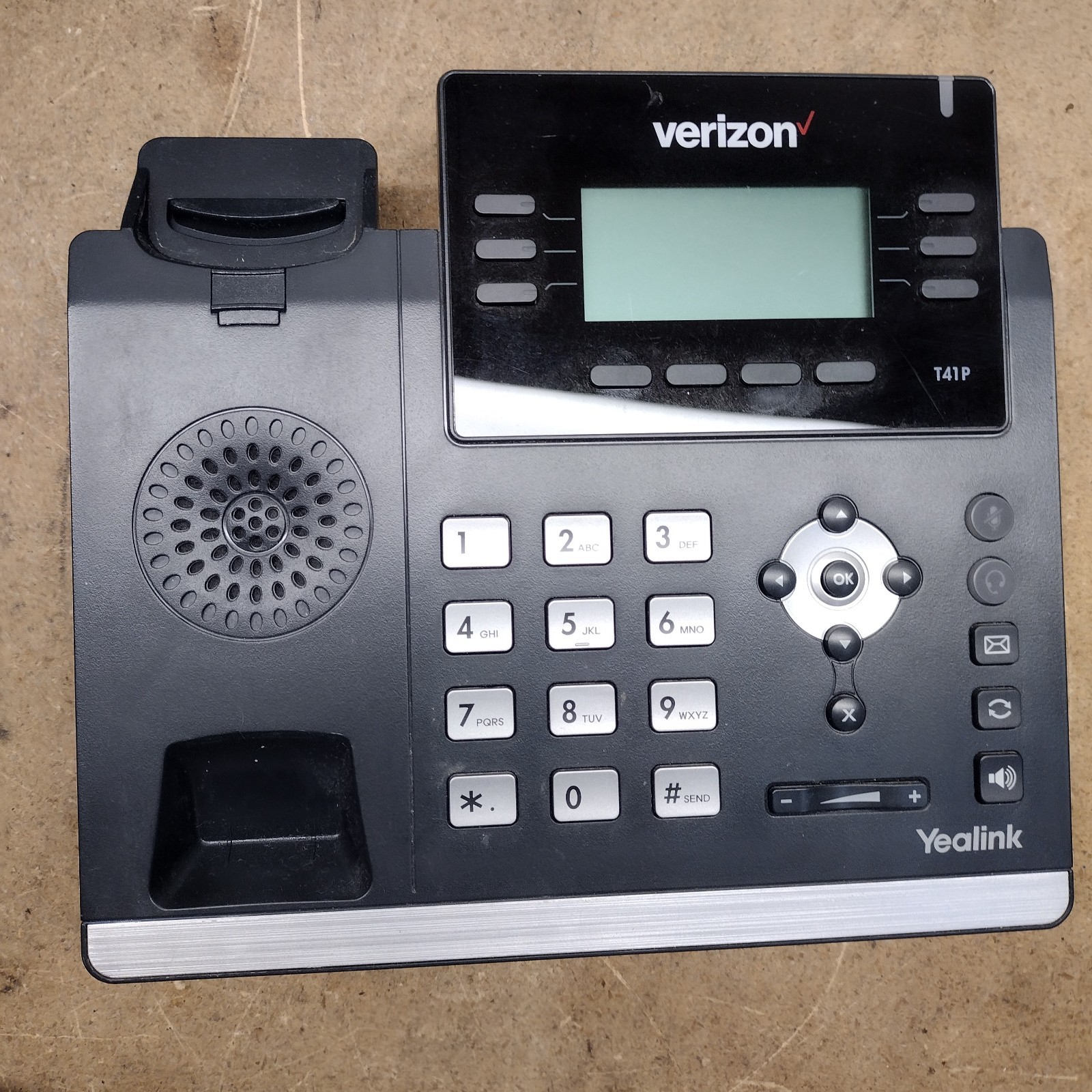 Lot of 2- Yealink SIP-T41P Corded VoIP Desk Phones w/Power Cords – USED