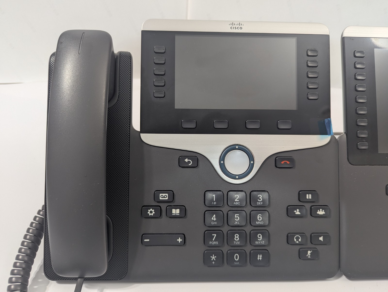Cisco CP-8861-K9 v07 VoIP Business Color Desk Phone + CP-BEKEM Key Expansion