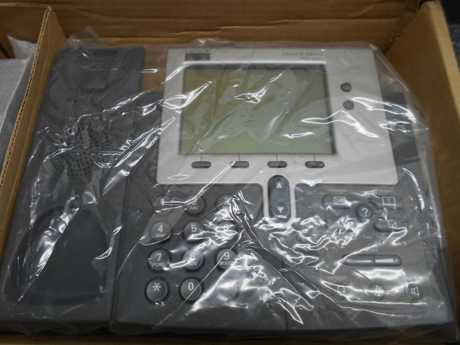 CISCO 7940G IP PHONE 2 LINES LCD SCREEN