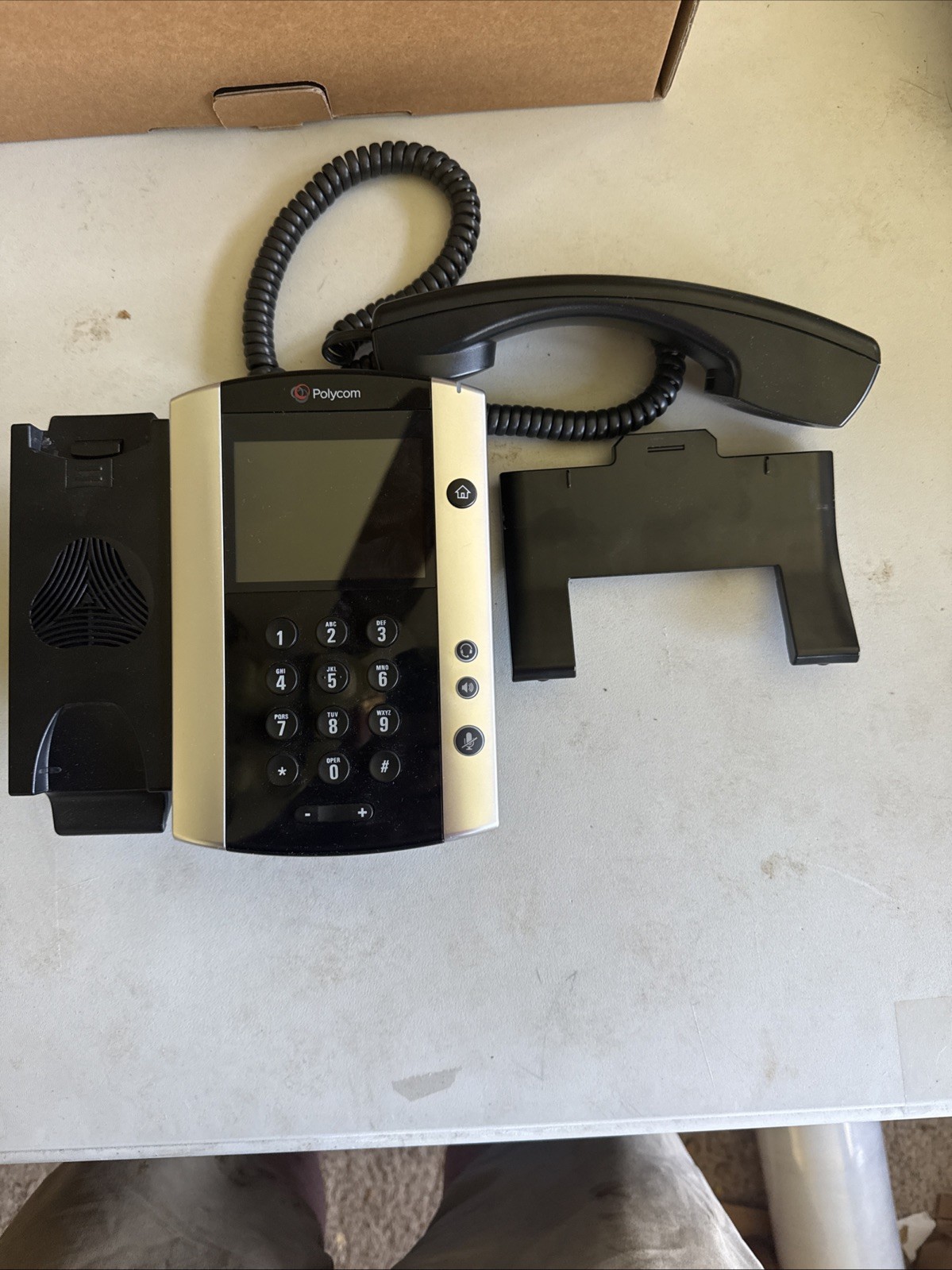 Polycom VVX500 Business Media VoIP Phone – 2201-44500-001