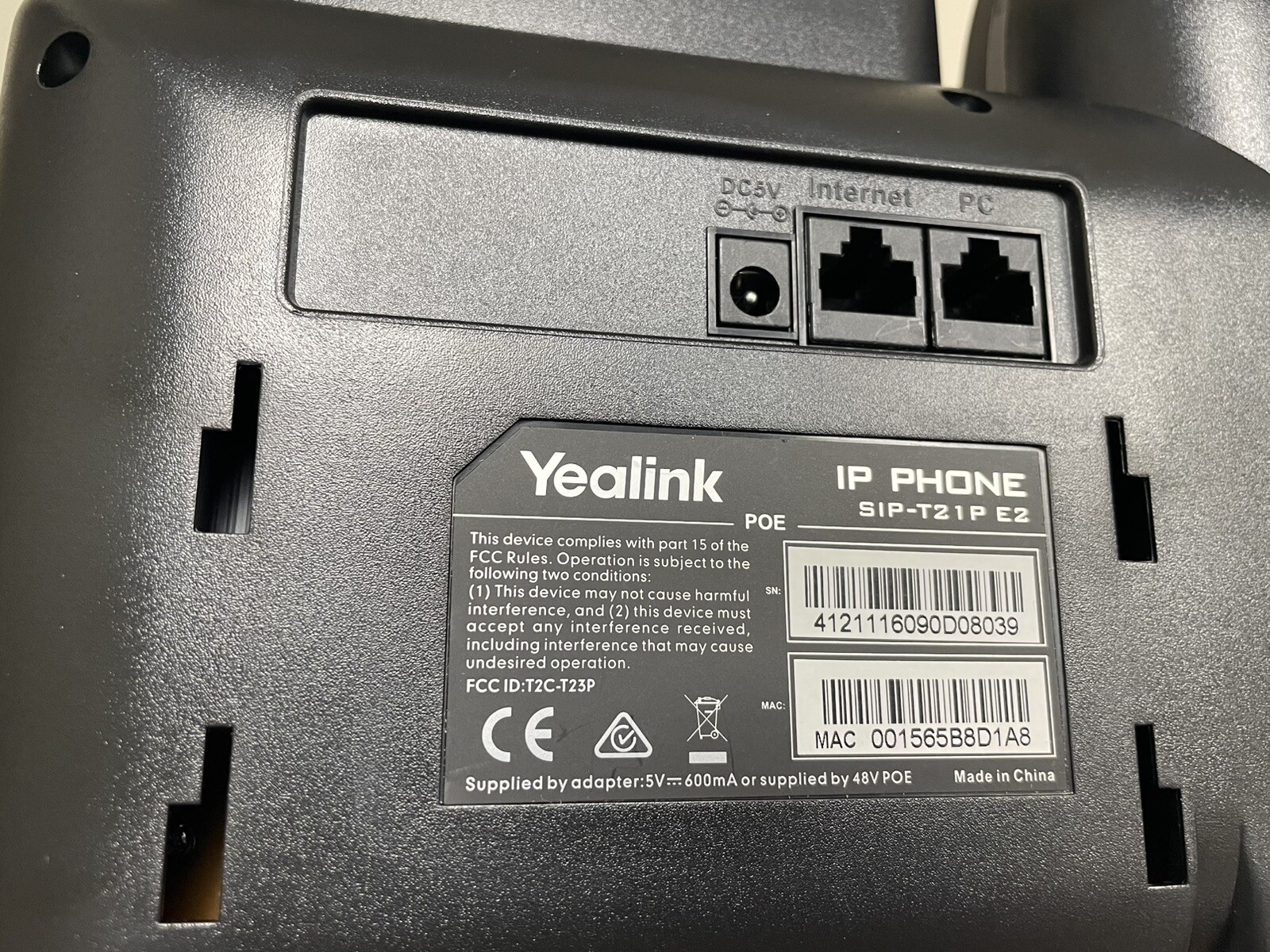 Lot Of 4 Yealink SIP-T21P E2 Dual-line Entry Level IP Phone Black OPEN BOX