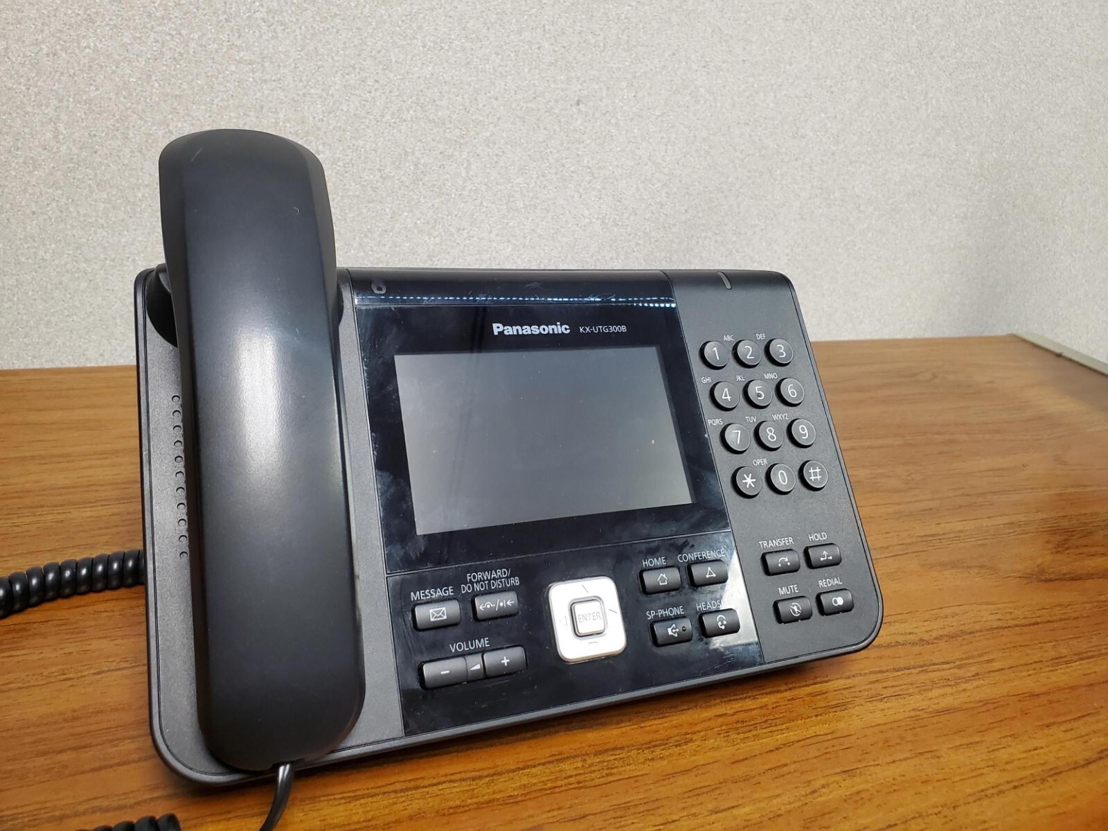 Panasonic KX-UTG300B 6-Line VOIP SIP Entry Level Business Phone – Black