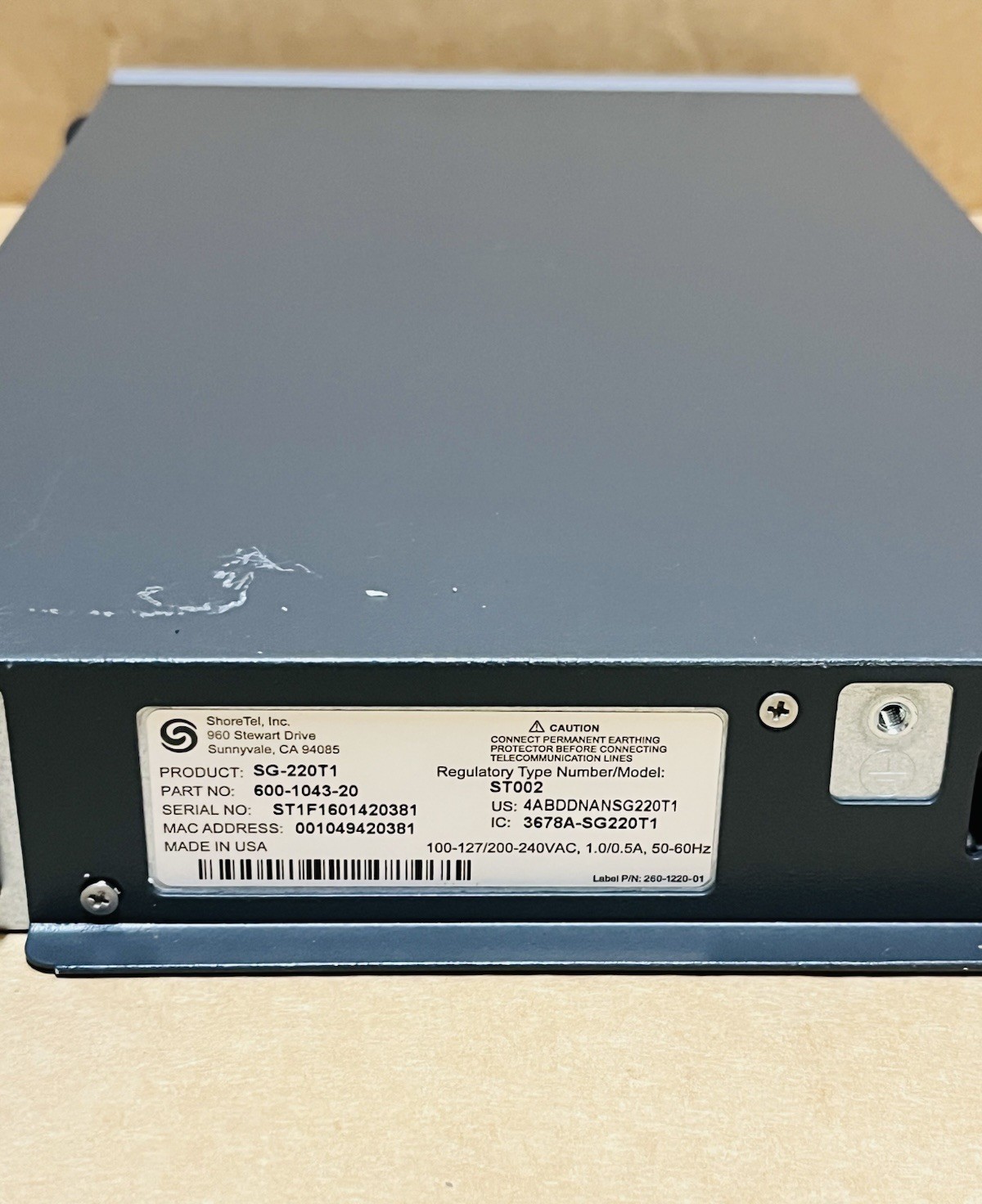 ShoreTel ShoreGear SG220T1 – 220T1 Voice Switch w/Power Cable
