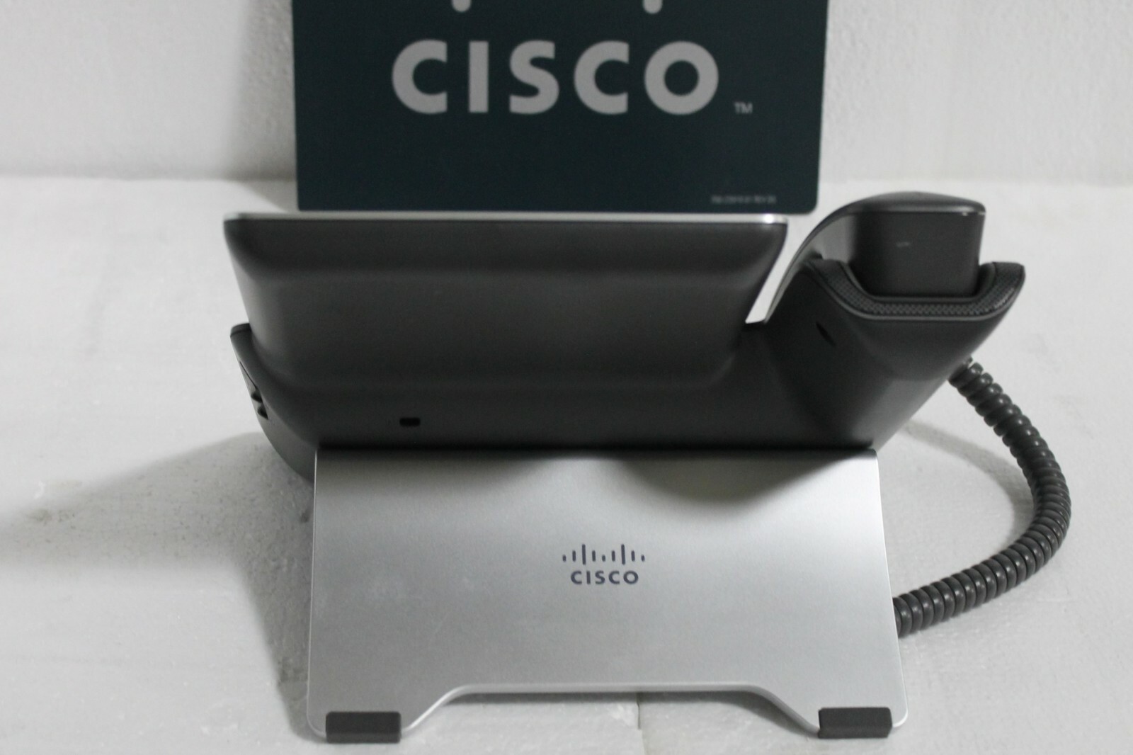 Cisco 8800 Ser. CP-8861-K9 Unified IP Endpoint VoIP Video Phone w/Stand