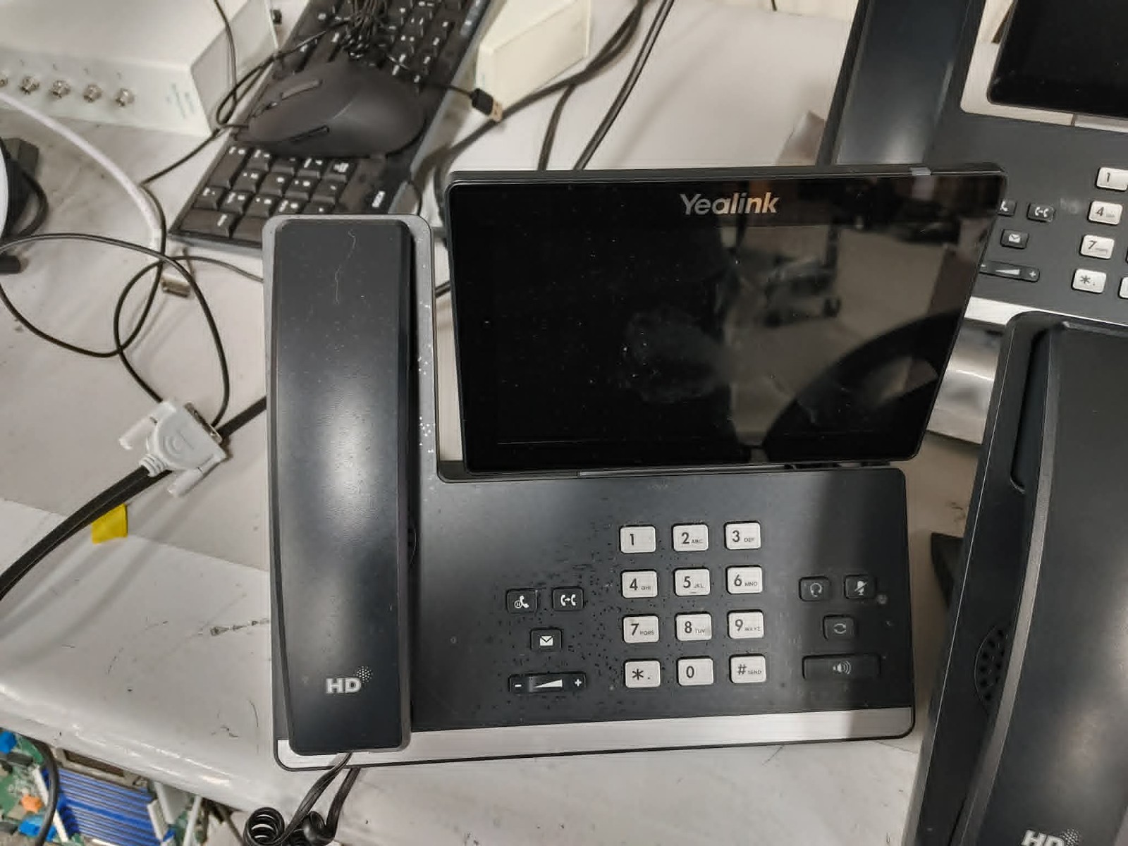 LOT of 5 Yealink SIP-T57W IP Business Phone-With Handset and Stand