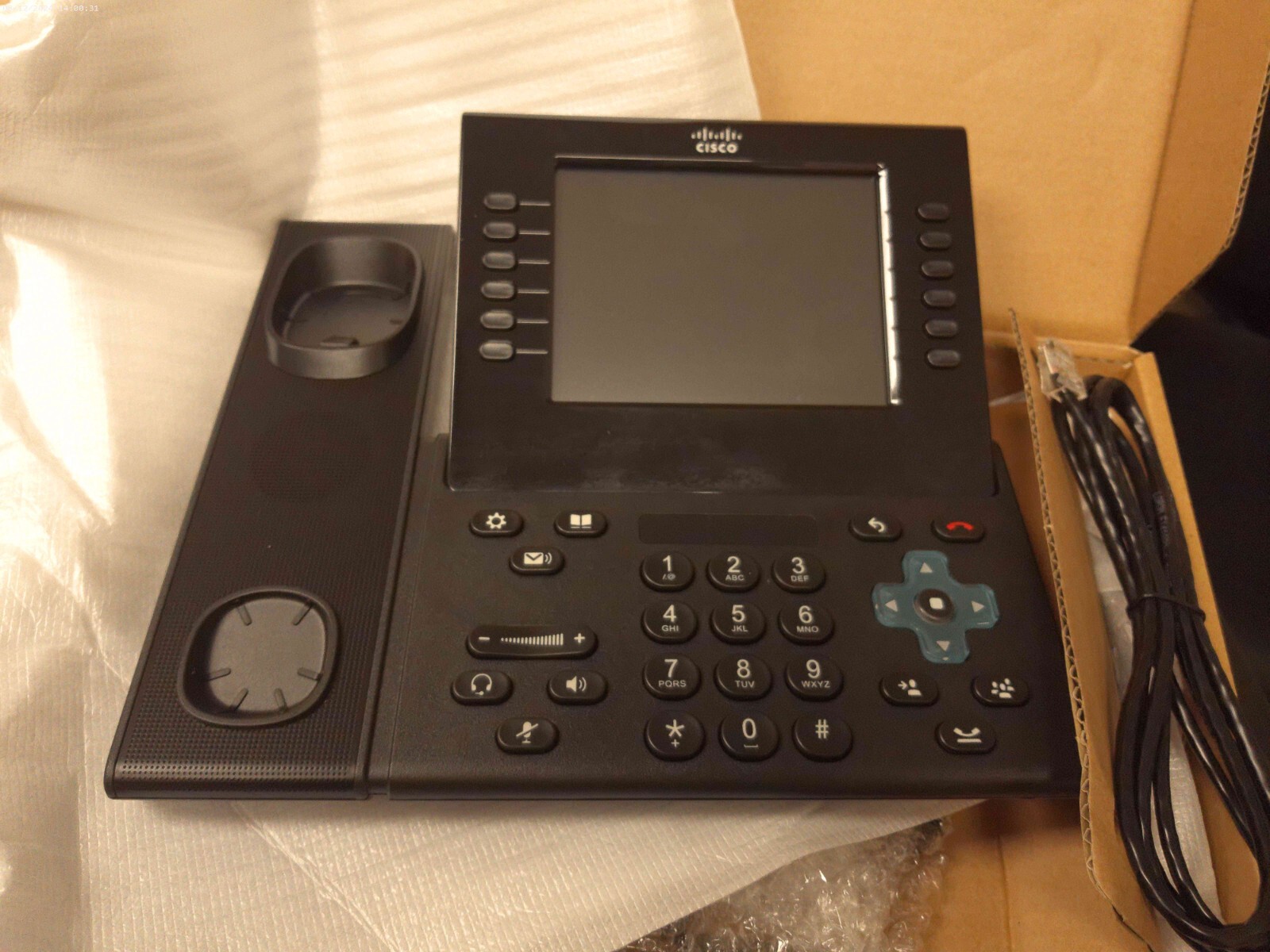 Cisco 9971 6-Line Unified IP Phone – Charcoal Gray (CP-9971-C-K9)