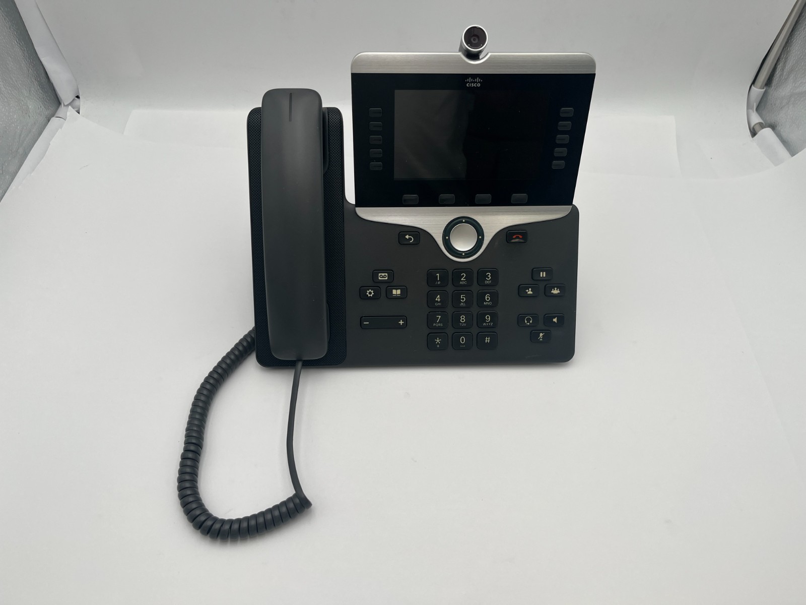 Cisco CP-8845-K9 5 Line IP Video Phone – Charcoal LOT OF 10 UNITS