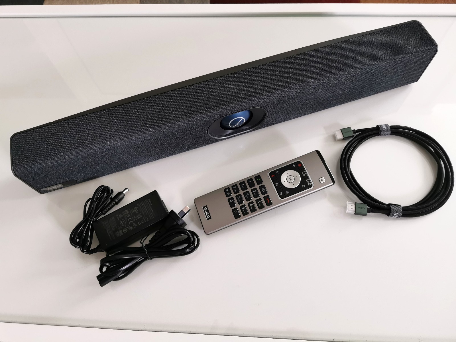 Yealink MeetingBar A20 Video Collaboration Bar Android 4K Camera BYOD Teams Zoom