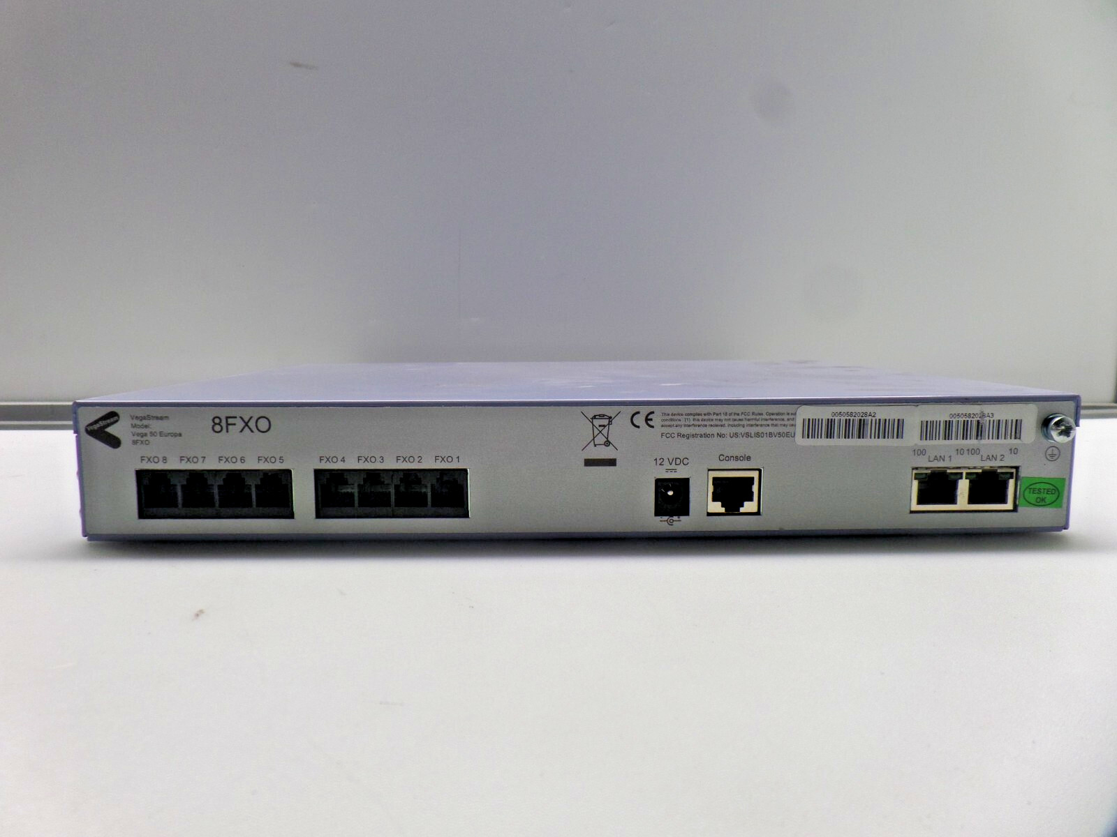 Vega VegaStream 50 Europa SIP Gateway 8FXS 2FXO Sangoma w/ Rack Ears & Power