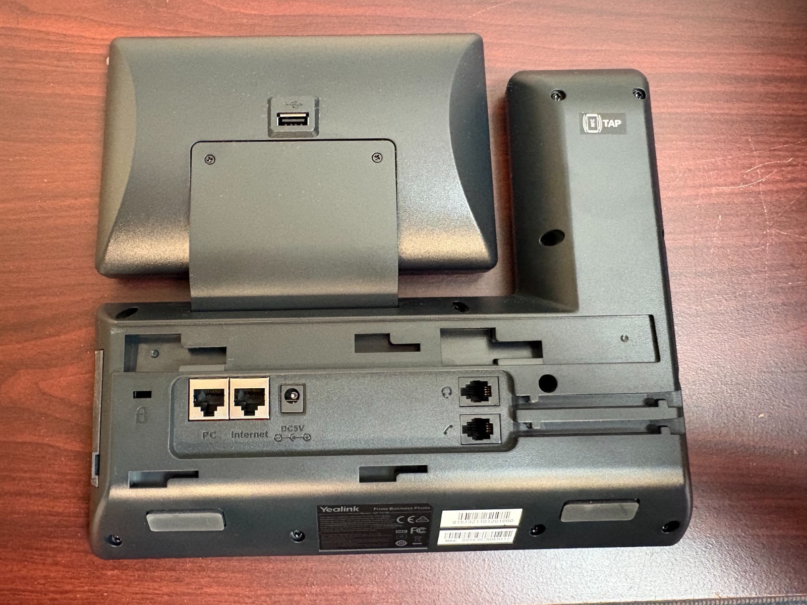 YeaLink SIP-T57W IP PoE Phone, Touch Screen, Tested w/ Stand, Verizon Specific