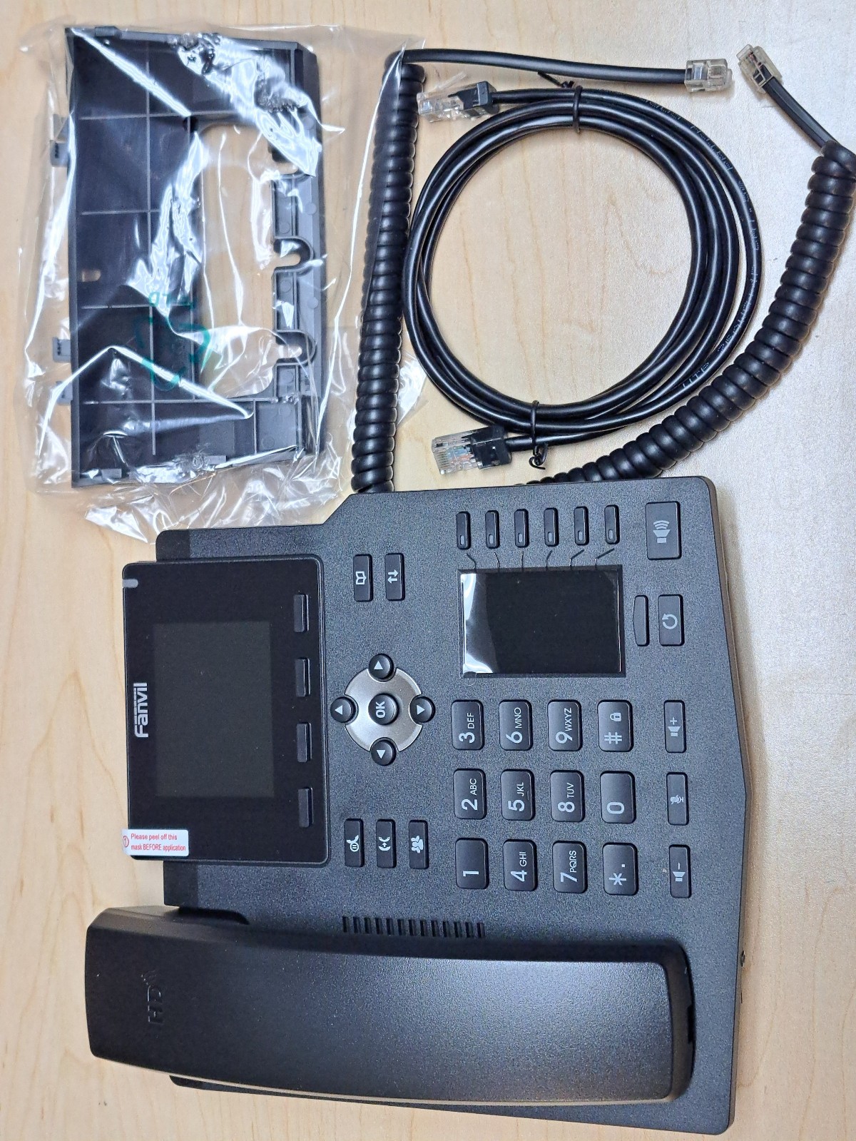 Fanvil X4G 4-Line Gigabit Enterprise IP Phone Dual Color Display PoE