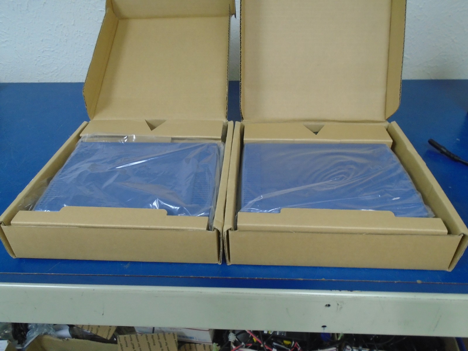 Lot of 2 AudioCodes MP-114 4FXO/3AC Quad-Port Ethernet VoIP Gateway GGWV00081