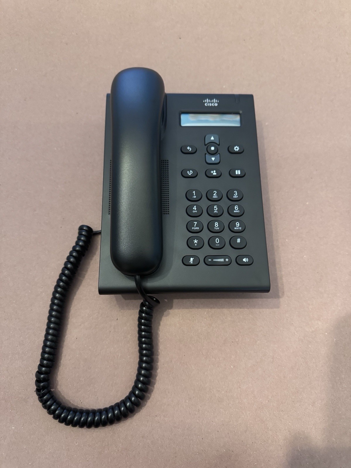 Cisco CP-3905 Unified SIP Phone 3905 VOIP Standard Handset Tested **NO STAND***