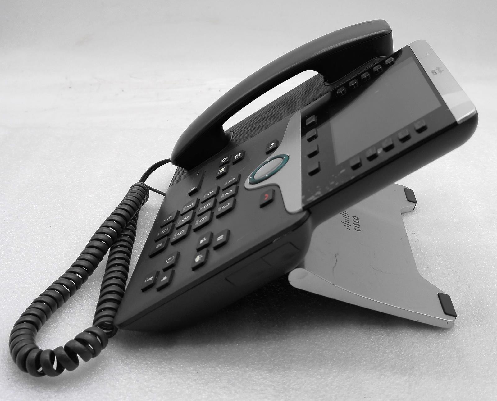 CISCO CP-8851 CP-8851-K9 5-LINE UC DESKTOP BUSINESS PHONE