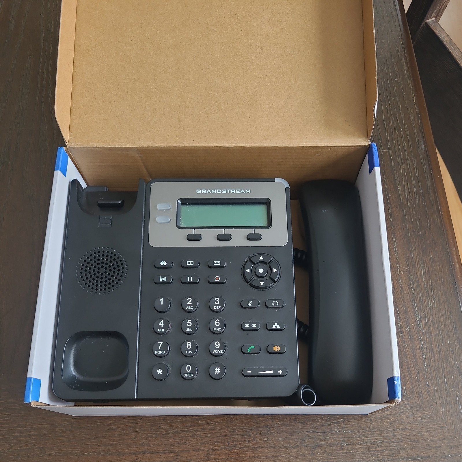 Grandstream GXP 1615 Small Business HD VOIP Phone – Black