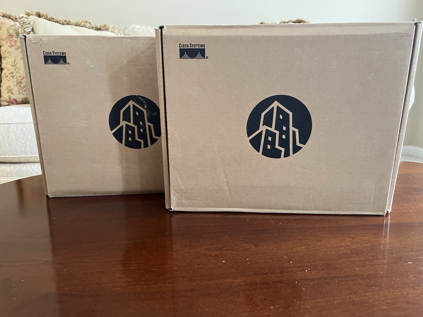 Lot of 2 In Box – Cisco CP-7940G 2-lines IP Phone / + power injector cord