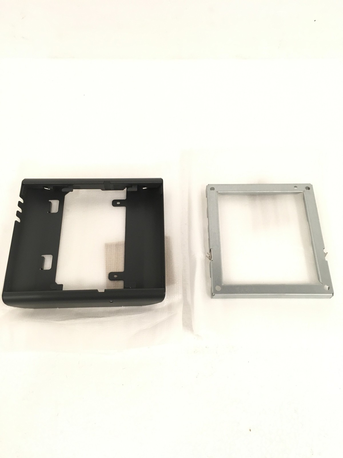 NEW Cisco CP-7811-WMK Wall Mount Kit 74-102600-01 w/Cable & Screws FREE SHIP QTY