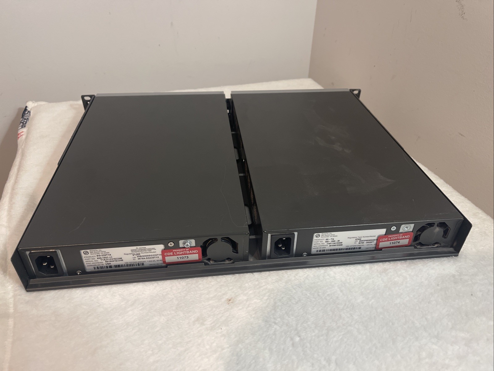 ShoreTel ShoreGear SG-220T1A 600-1057-11 + SG-T1K 600-1069-20 Voice Switch Lot 2