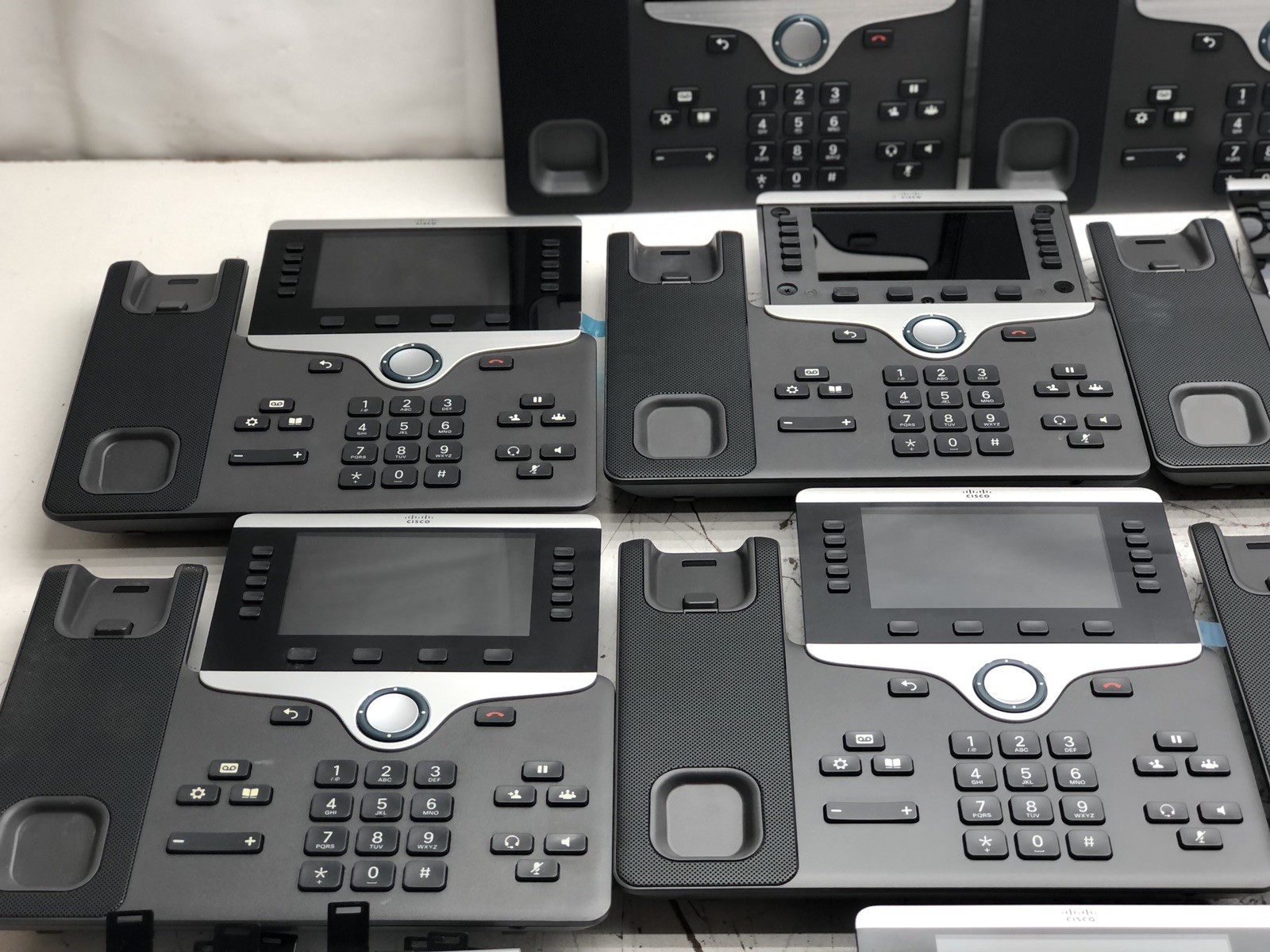 Lot of 14 Cisco CP-8861 IP Phone VoIP Color Screen Gigabit PoE with stands