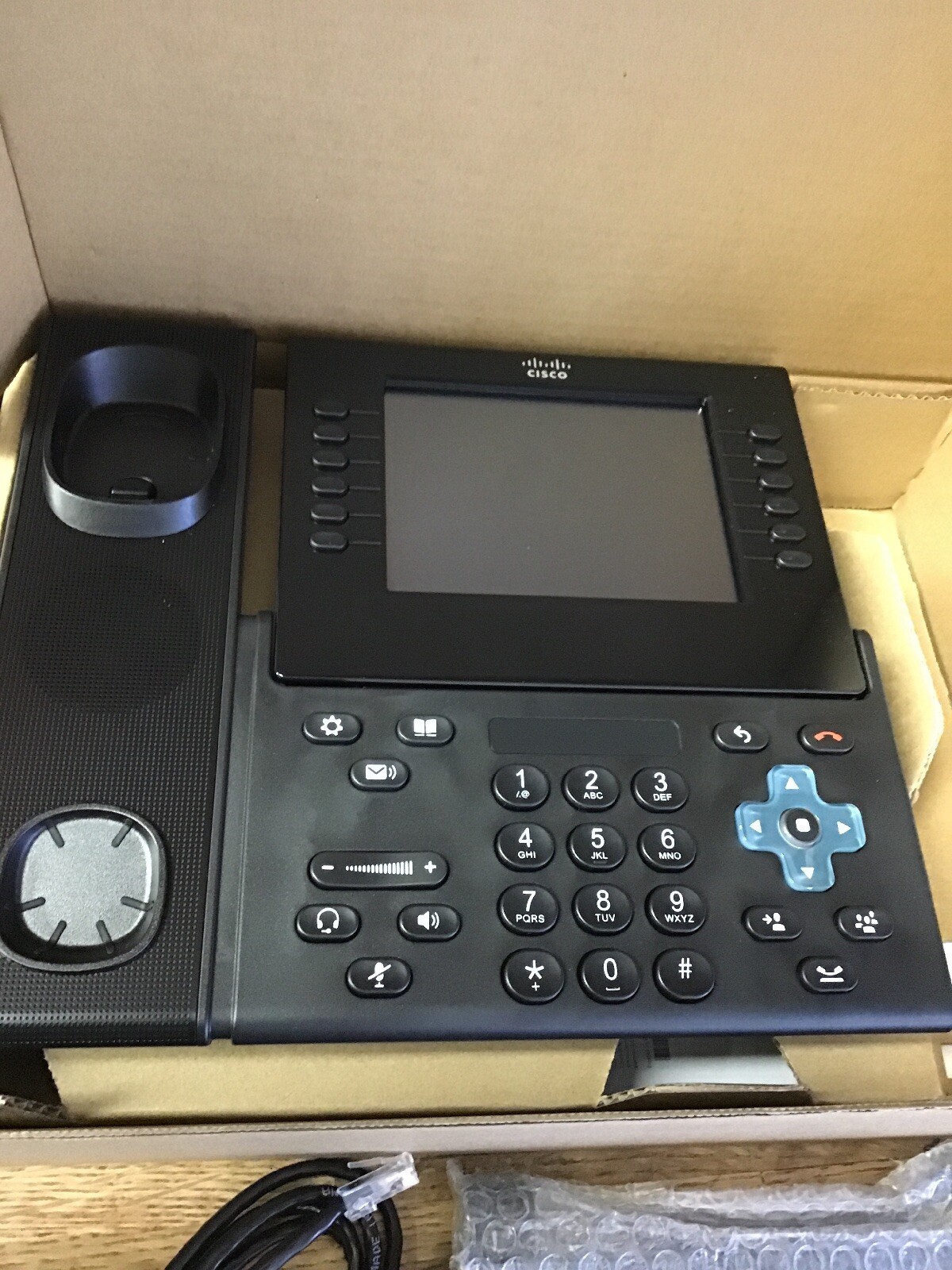 Cisco CP-9971-C-CAM-K9 68-4727-03 UC Phone 9971 Charcoal Std Hnds with Camera