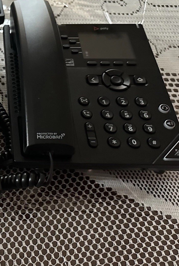 Polycom VVX 250 Business IP Phone- Corded Desktop- Wall Mountable