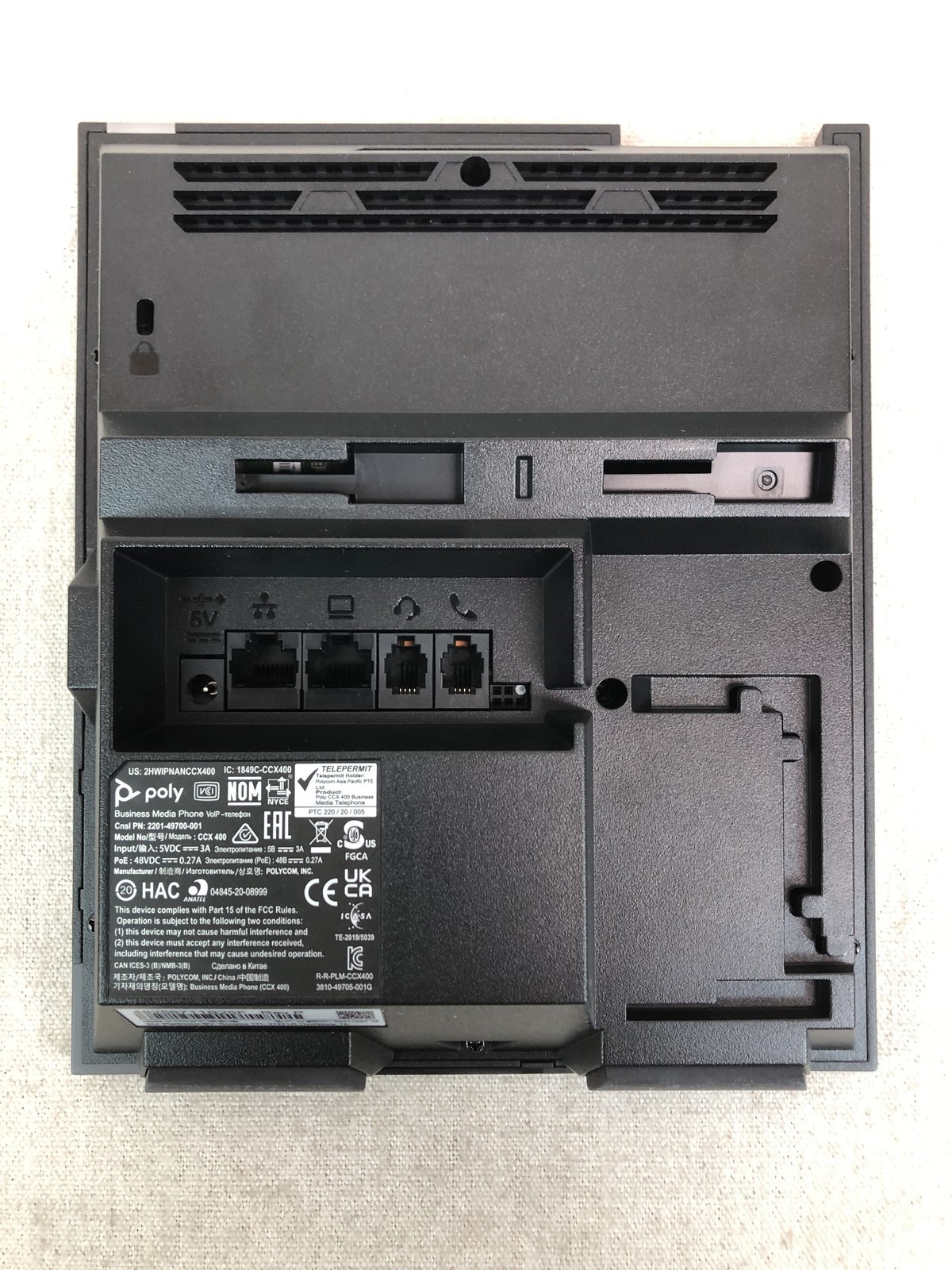 New Polycom CCX 400 Business Media VOIP phone, Teams compatible | 2200-49700-025