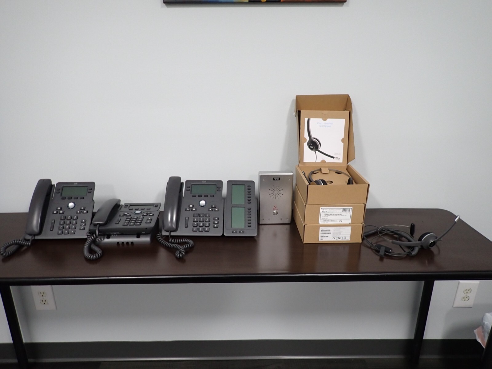USED WORKING CONDITION Cisco Phone System- Model CP-6851-3pcc-k9