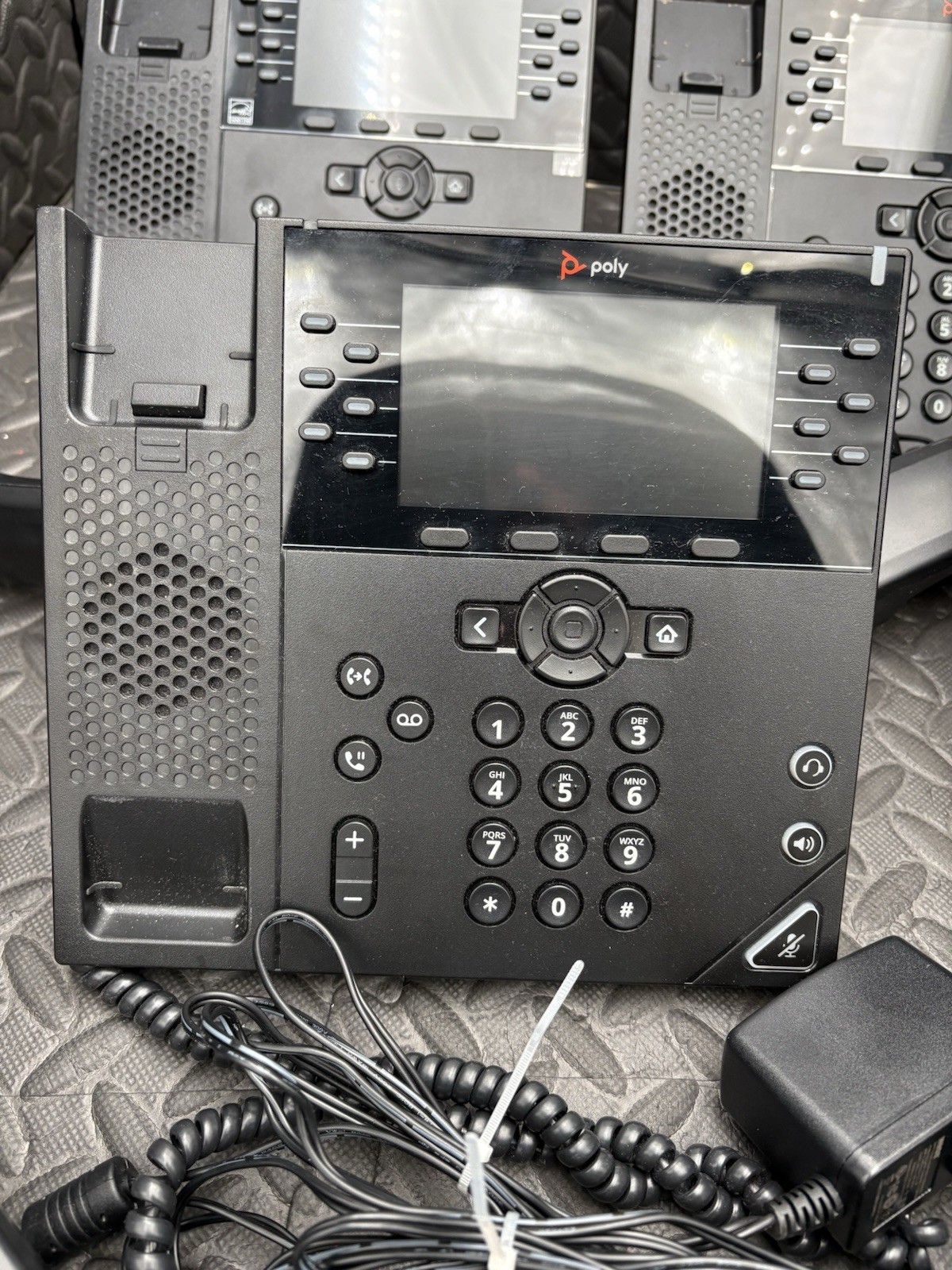 Lot of 5 – Polycom VVX 450 Business IP Desk Phone (2200-48840-101)