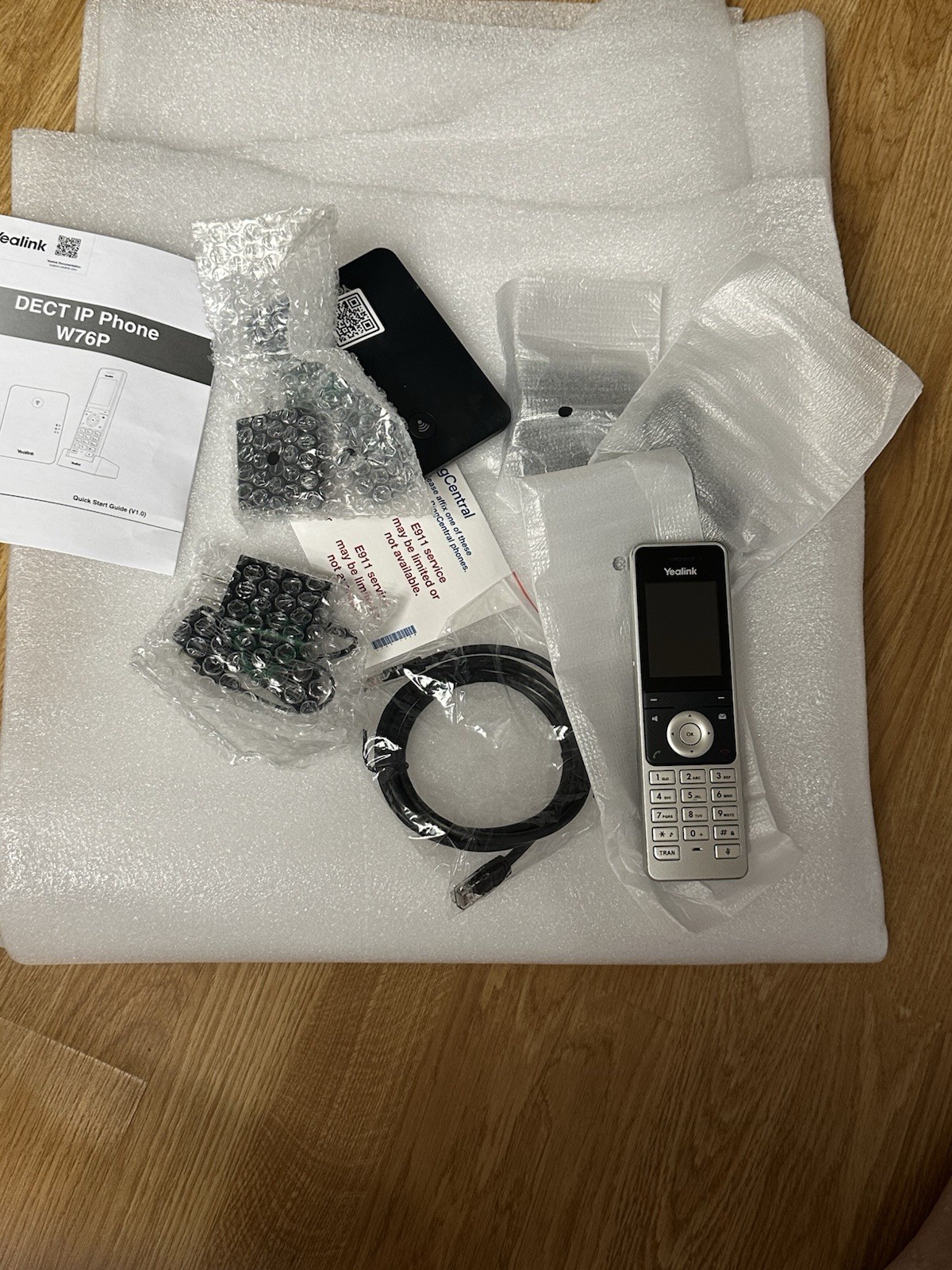 Yealink W76P Cordless Handset IP DECT SIP Cordless Phone System Office Supplies