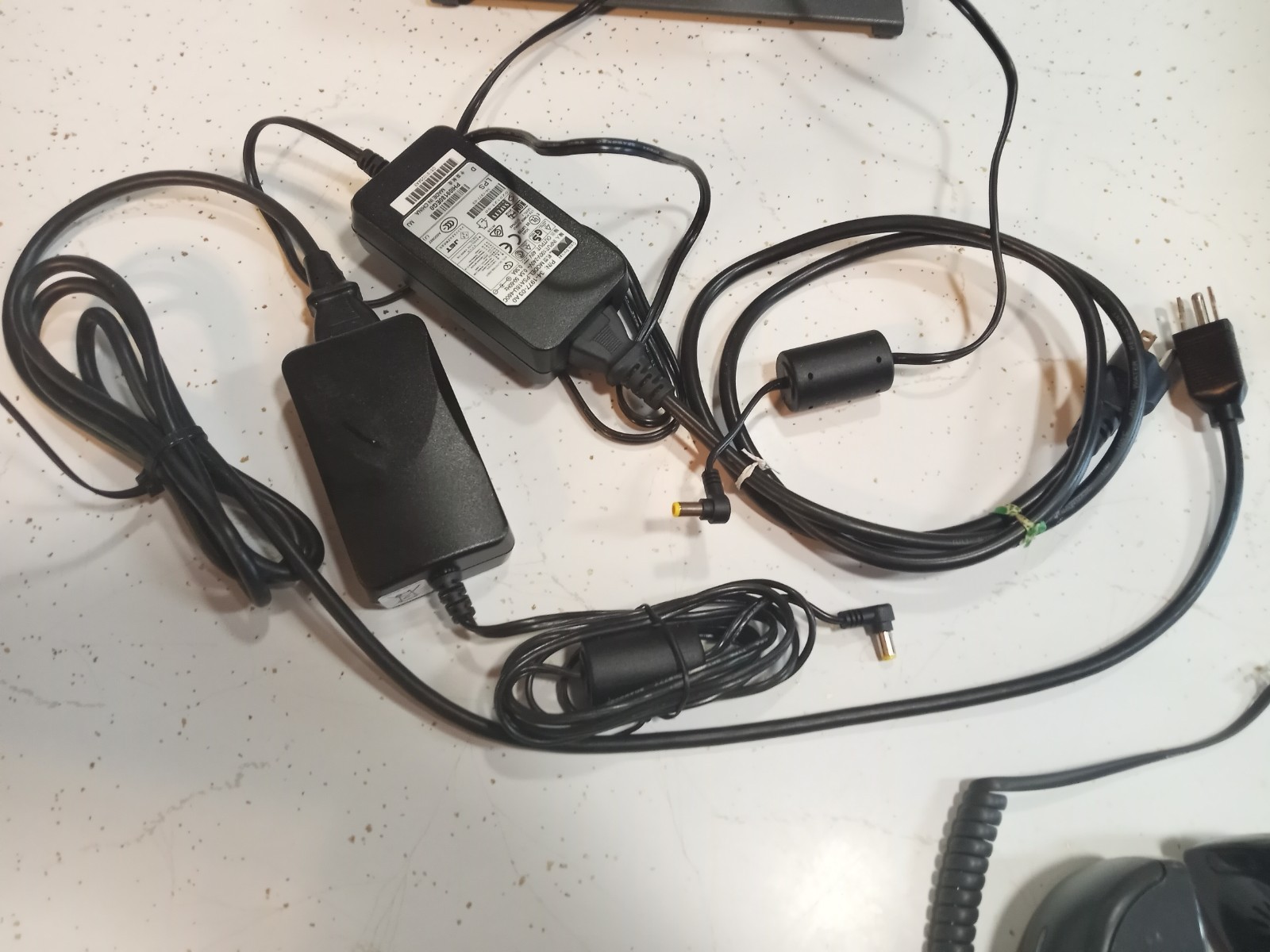 CISCO CP-7975G 7975G VOIP IP Office Phone (Lot of 2 phones and power cords)