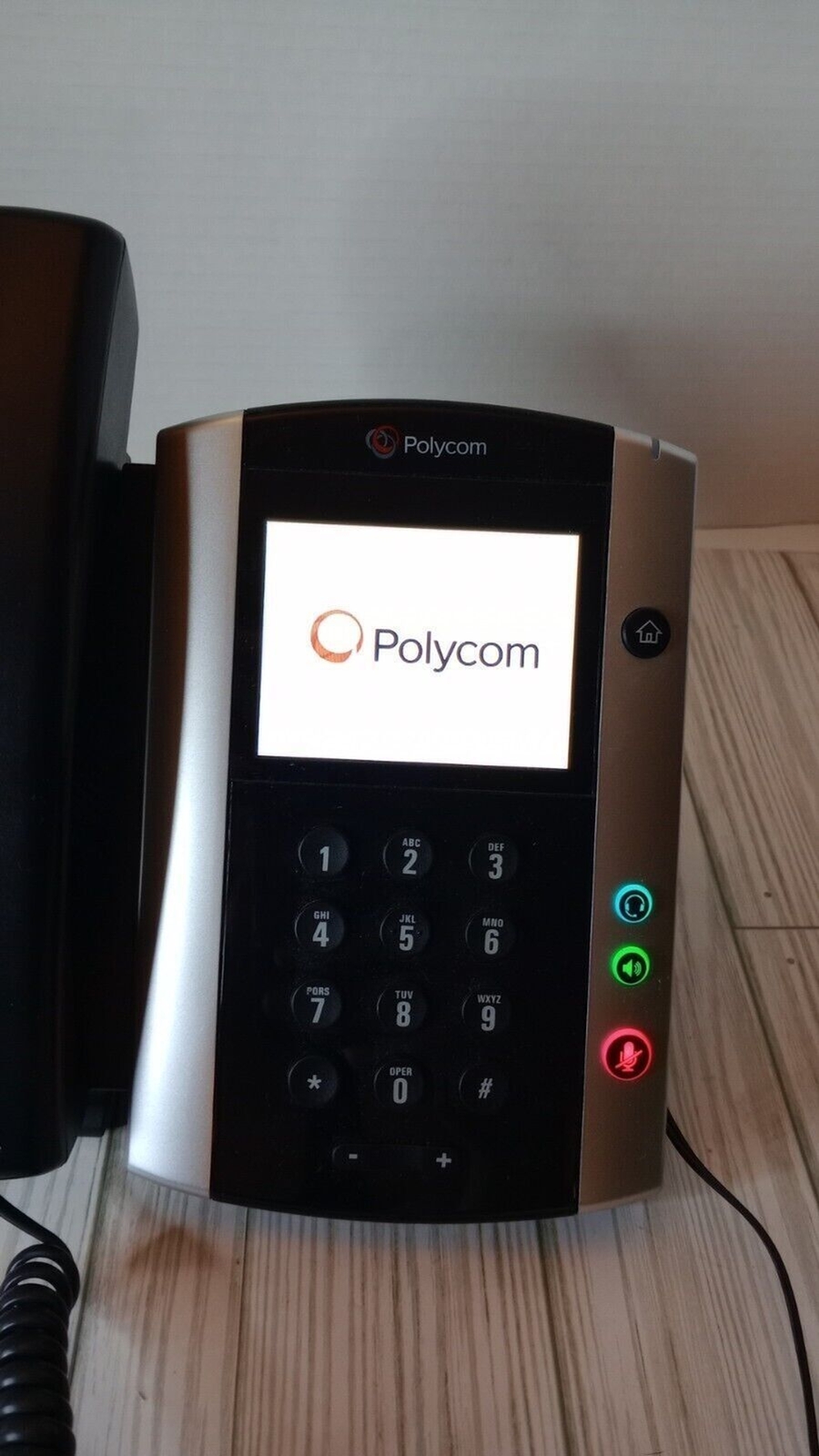 Polycom VVX 501 Business Media VOIP Desktop Phone – Black Touch Screen
