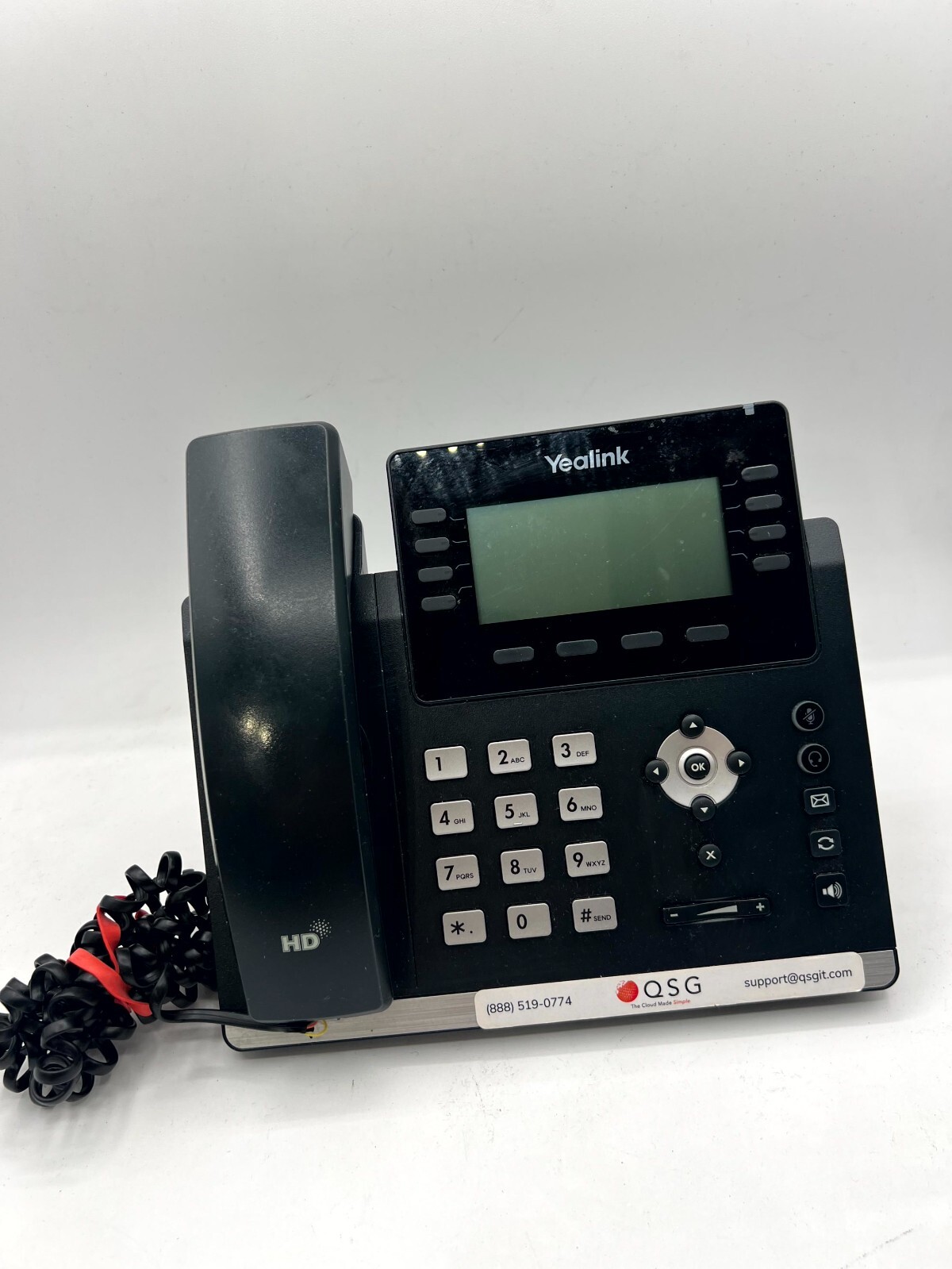 Yealink SIP-T43U IP Phone Black 3.7″ Display Dual-Port Gigabit Ethernet USB 2.0